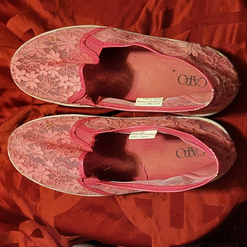 Wear These Pretty Pink Lace Tennis Shoes 💕